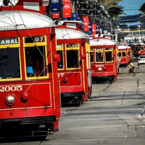 Steps from Canal Street & the iconic red streetcar line.