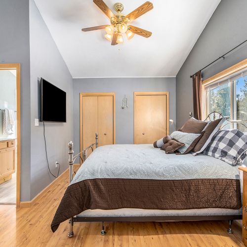 - wake up to natural light and wooded views in this peaceful king bedroom retreat