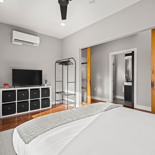 Enjoy easy comfort with both a/c and tv.