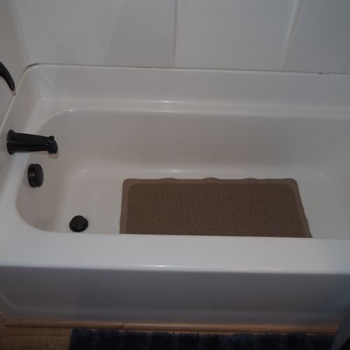 Bathroom #1 (main floor):  full en suite bathroom for bedroom #1.