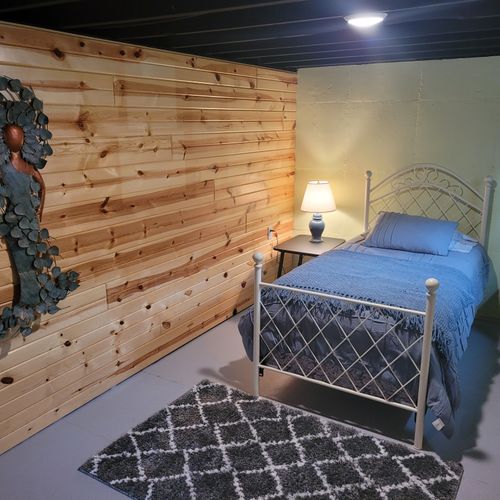 BASEMENT:  There is a twin bed set up in the basement for additional sleeping capacity.