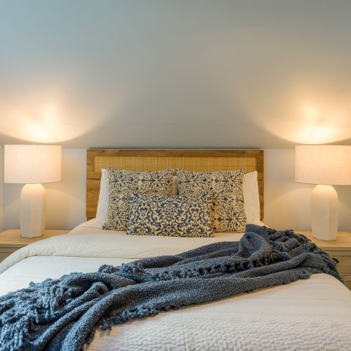 The Blue Room shares the same luxury and style as all our bedrooms.  Large lamps for reading, linen blackout curtains and side dressers for more storage.