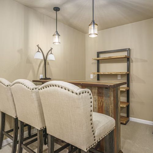 Ground-level dry bar—because every great stay deserves a space to sip and chill.