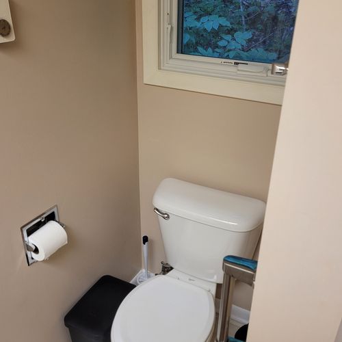 BATHROOM #1 (SECOND FLOOR):  Full bathroom on the second floor