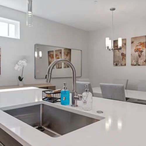 Natural light adds to the open, inviting atmosphere of the dining room.