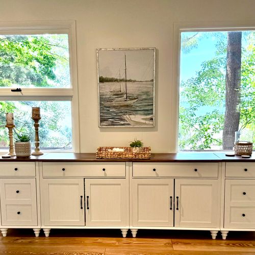 LIVING ROOM:  The beautiful cabinets in the living room