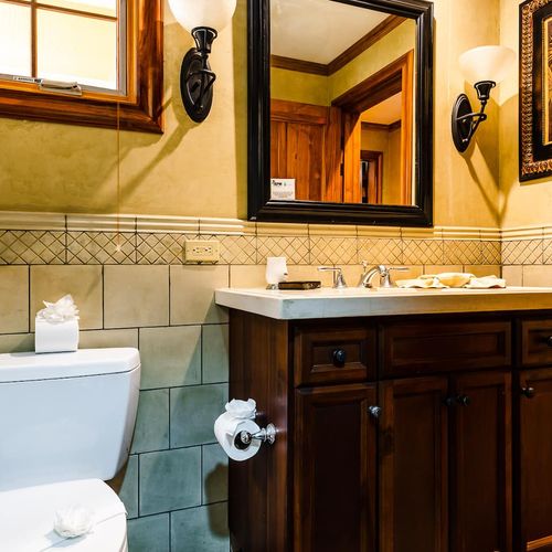 Maser bathroom