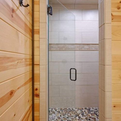 Equipped with a walk-in shower!