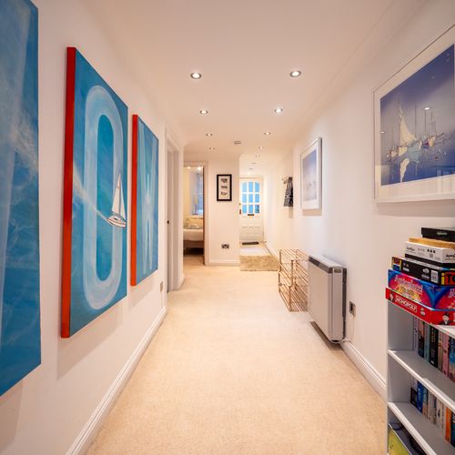 A70ab64f db21 415f aa24 c248fec6e8ff homerunner