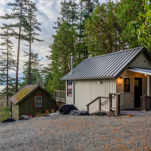 Though tucked amongst other tiny cottages, the neighborhood is quiet, safe and friendly!