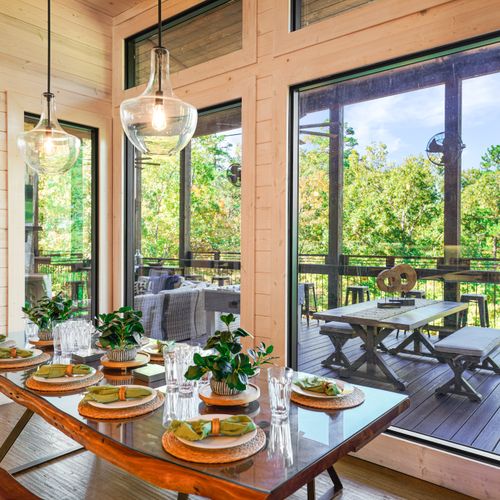 Dine in style surrounded by the natural beauty of Broken Bow.