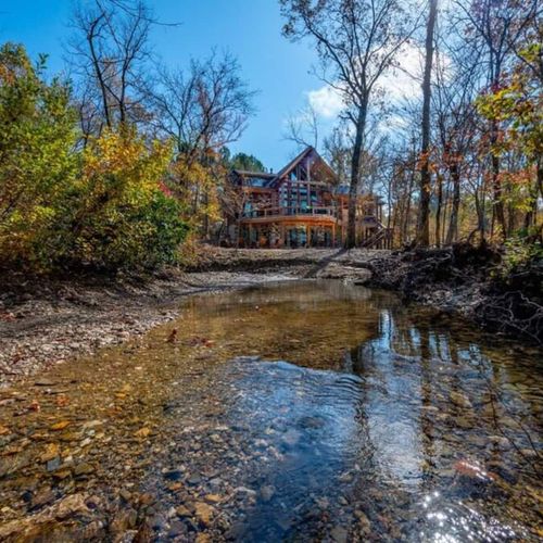 Stunning creek views from Fox Hollow.
