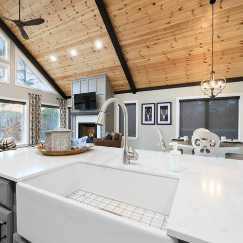 Updated appliances and airy decor welcome you into the kitchen!