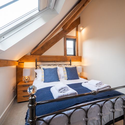 Aaab9cc0 646a 41d6 aaec a49de3dcc863 homerunner