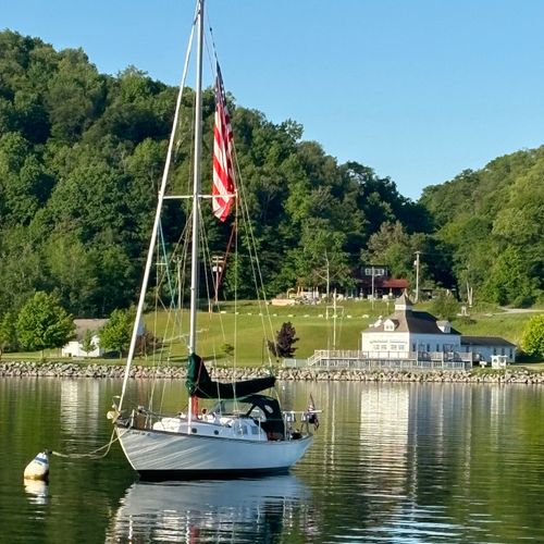 Area photos:  betsie lake next to downtown frankfort