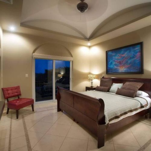 King size Bed