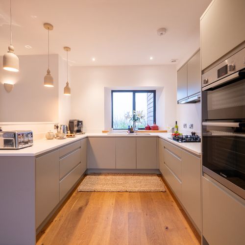 Accf8876 28df 452d a529 85791865bce7 homerunner