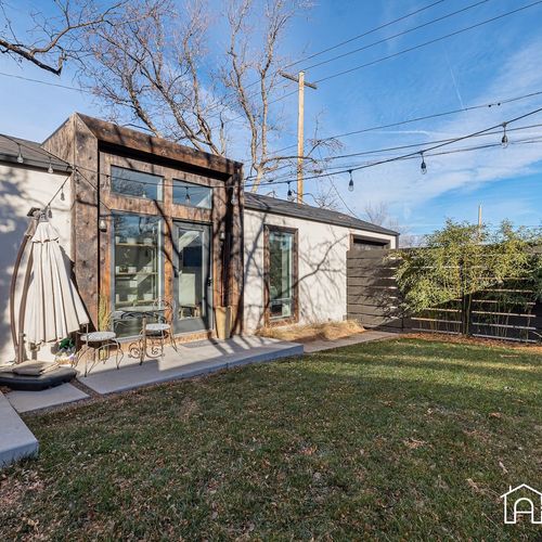 You will be centrally located with hotel quality amenities included a plush king bed, spa like bathrooms, a firepit, bright living & dining spaces, backyard patio, and a utility kitchen.