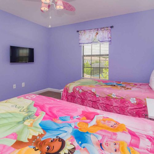 Side view of twin beds