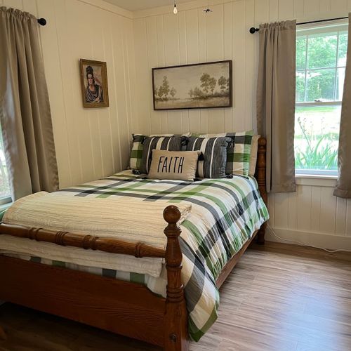 Vivian's cabin - bedroom #1