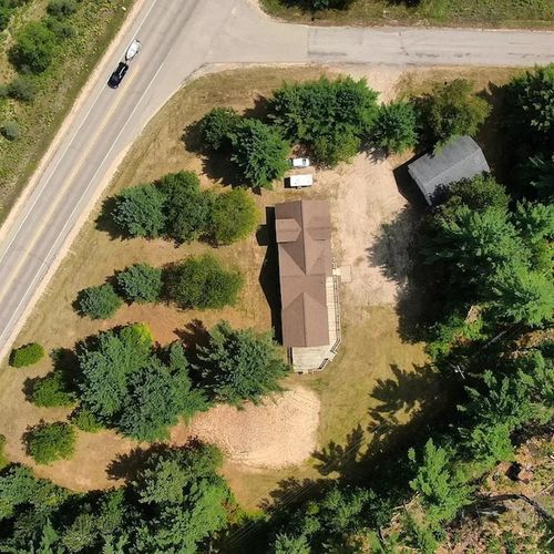 Exterior:  another aerial photo showing the overall layout of the property. (note that the detached garage in the photo is not available for guest usage. )