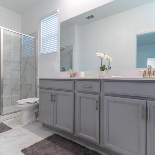 Bath w/Shower &  toilet