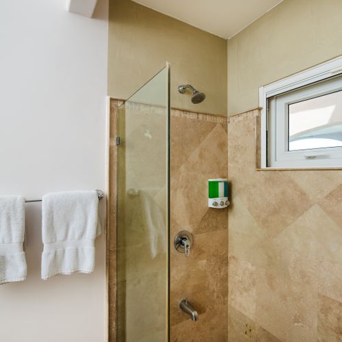 2nd bathroom