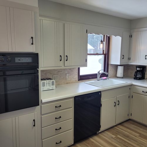 Kitchen:  the home has a large and modern kitchen with all appliances including a dishwasher. There is also a good supply of cooking and dining utensils.