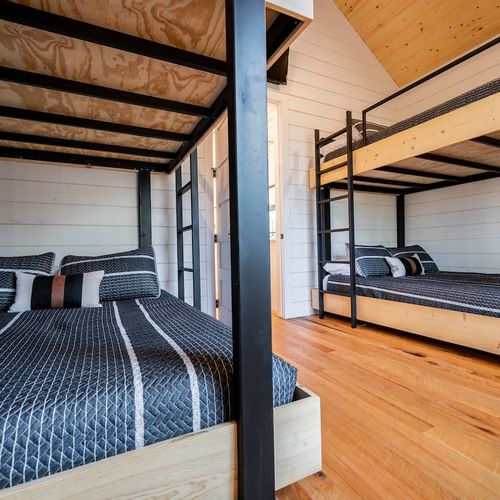 The bunk room!