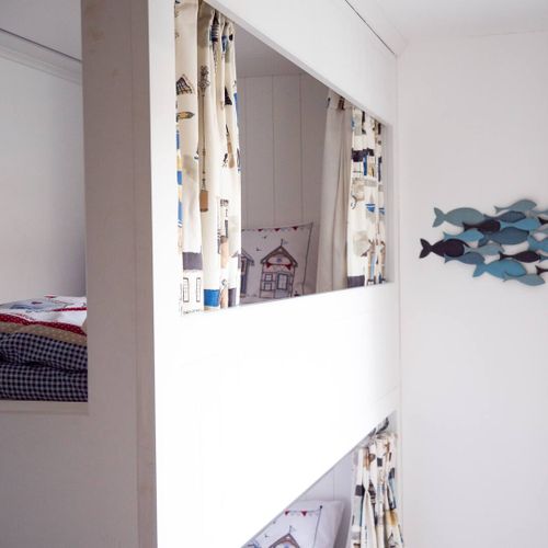 Cabin room (3x single beds)