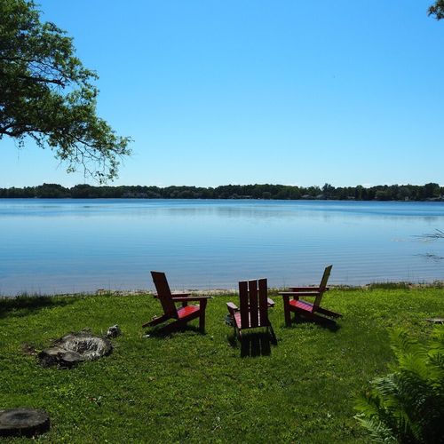 Overview:  the private lakefront