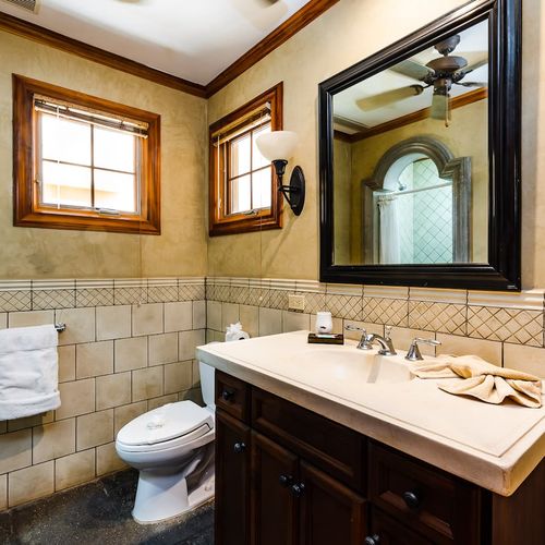 Maser bathroom