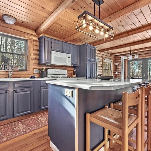 Kitchen:  very modern and convenient kitchen with all appliances and a good supply of cooking and dining utensils.