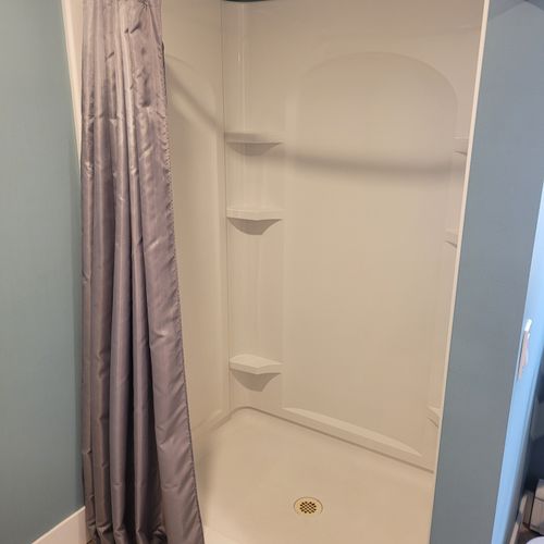 Bathroom #2 (larger house, main floor):  this is the private en suite full bathroom for bedroom #1.