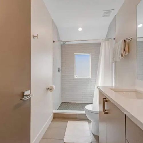 Ensuite bathroom