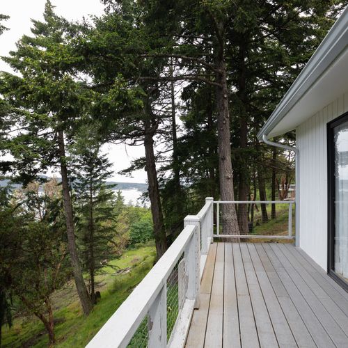 Large deck for relaxing, stretching, and morning yoga.