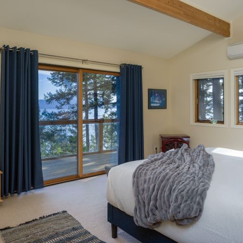 b9d6182e 58a4 4610 84bf e65470674cc9 homerunner