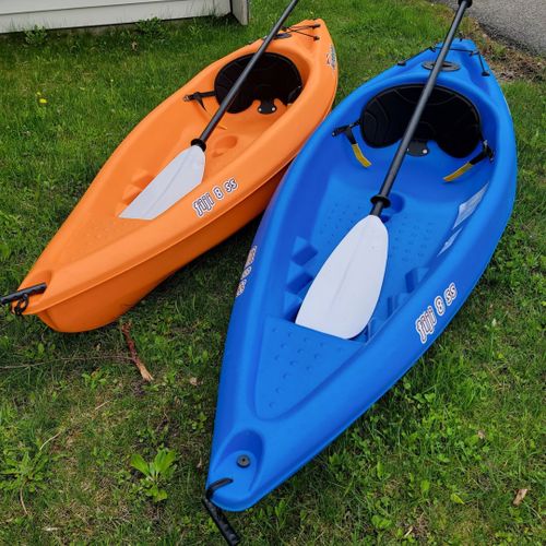 Overall:  the kayaks at the property that are available for guests to use.