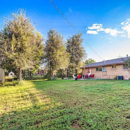 Make the most of colorado's beautiful weather in the expansive fenced yard.