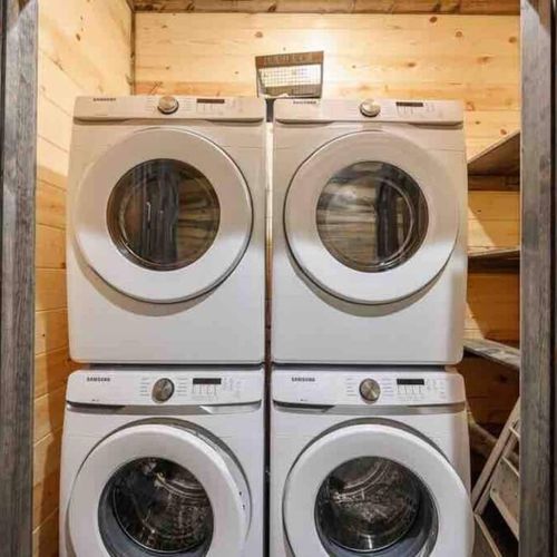 2 washers and 2 dryers for guest use!
