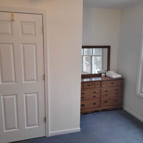 Bedroom #2 (upper level):  features a queen-size bed, great views of lake michigan, dresser, mirror, closet, desk, and private en suite full bathroom!