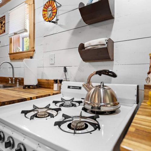 Cottage kitchen