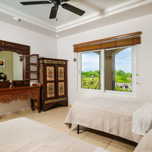 Second bedroom
