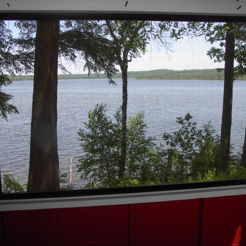 Front porch:  the cabin has a fun front porch that is screened-in, has a swing and picnic table, and has a great view of little platte lake.