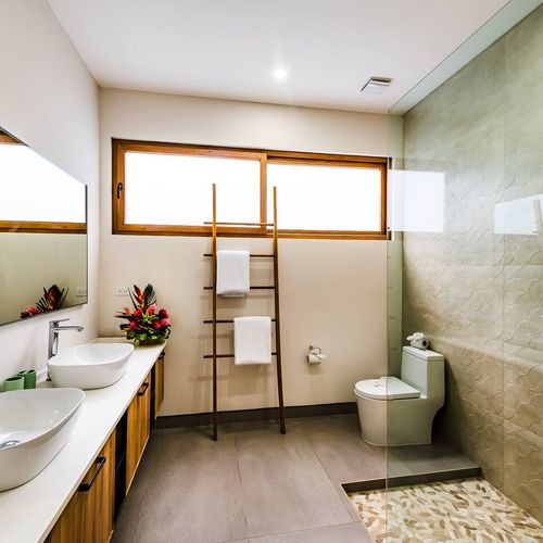 Guests Bathroom