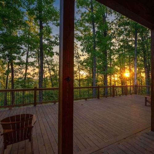 Mountain and sunset views from the patio of Mountain Dance Lodge.