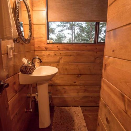 Full bathroom attached to Bedroom 3.
