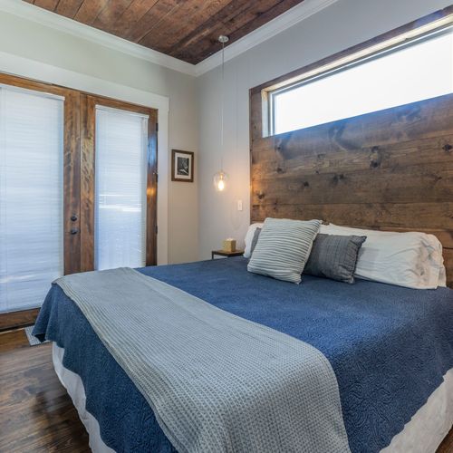 Bedroom, KING Bed