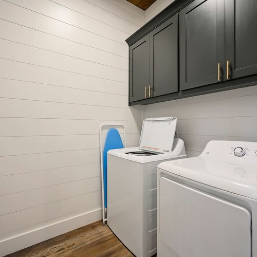 Washer & Dryer for guest use!