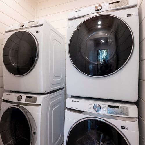 2 washers and 2 dryers!